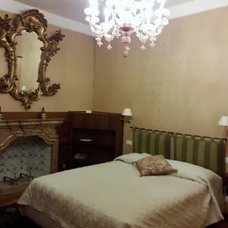 Residenza Ca' Corner לינה וארוחת בוקר 2*