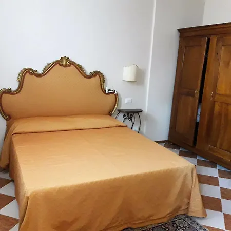 Residenza Ca' Corner לינה וארוחת בוקר 2*